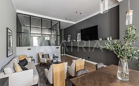 Designer Apartment 4